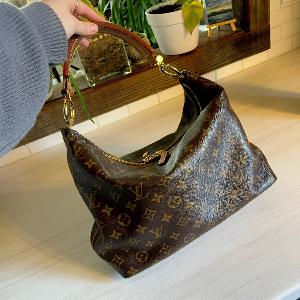 Louis Vuitton Monogram Sully PM Bag Almost Perfect